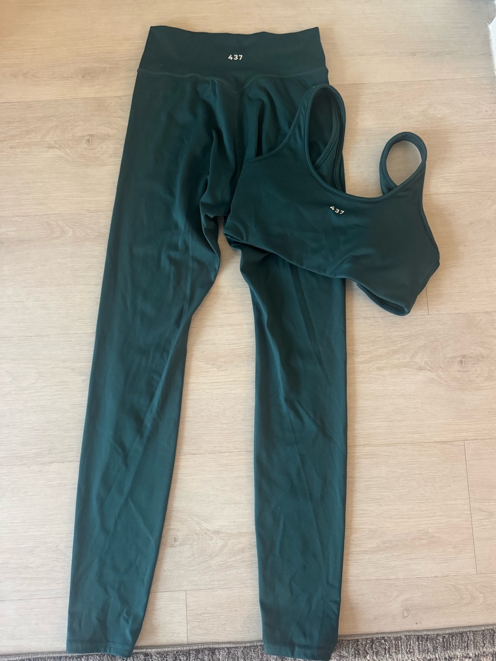 Women's 437 Leggings & Sports Bra Set - Spirulina Color